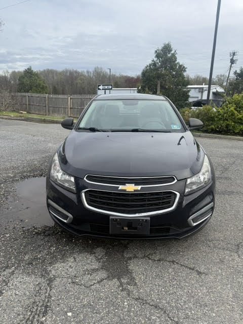 2015 Chevrolet Cruze LS - Photo 3